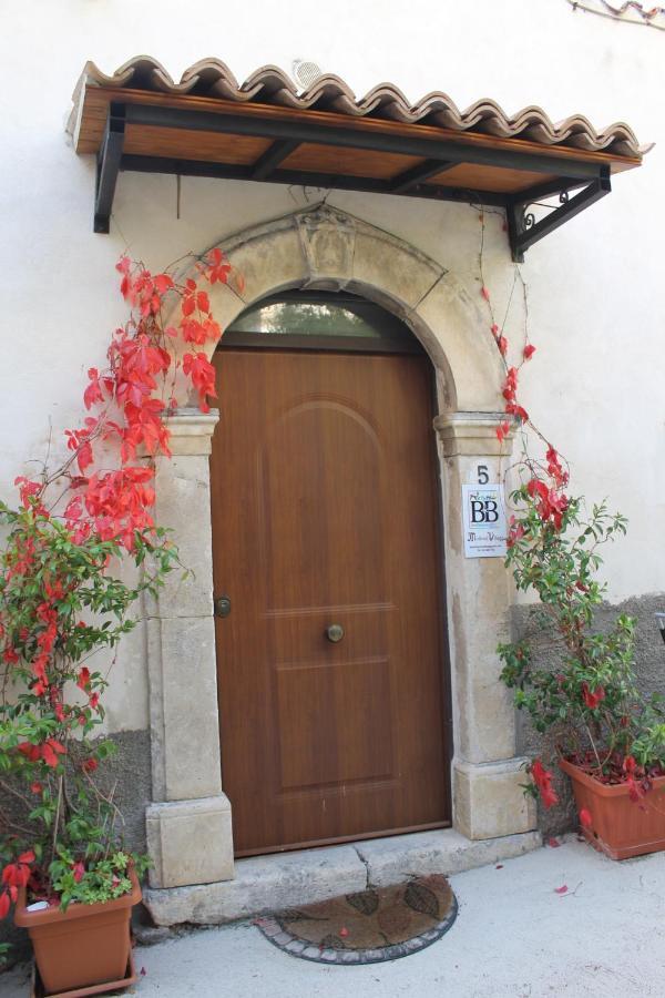 Medieval Village Of Pacentro Exterior photo
